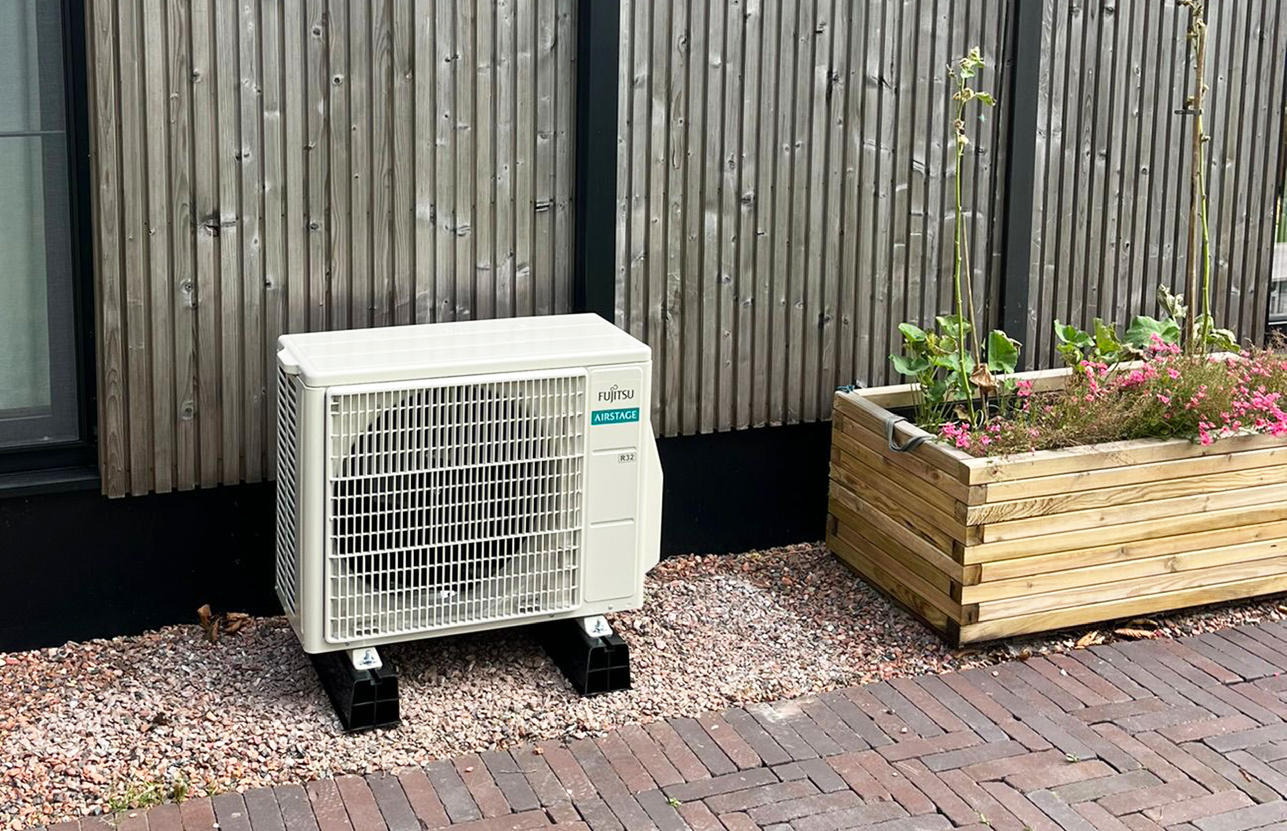 fujitsu-website-image-2